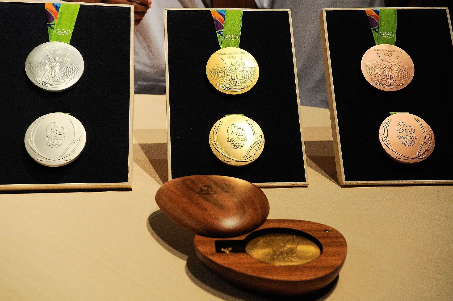 Rio 16 Olympics Crafted Medal Cases And Trays